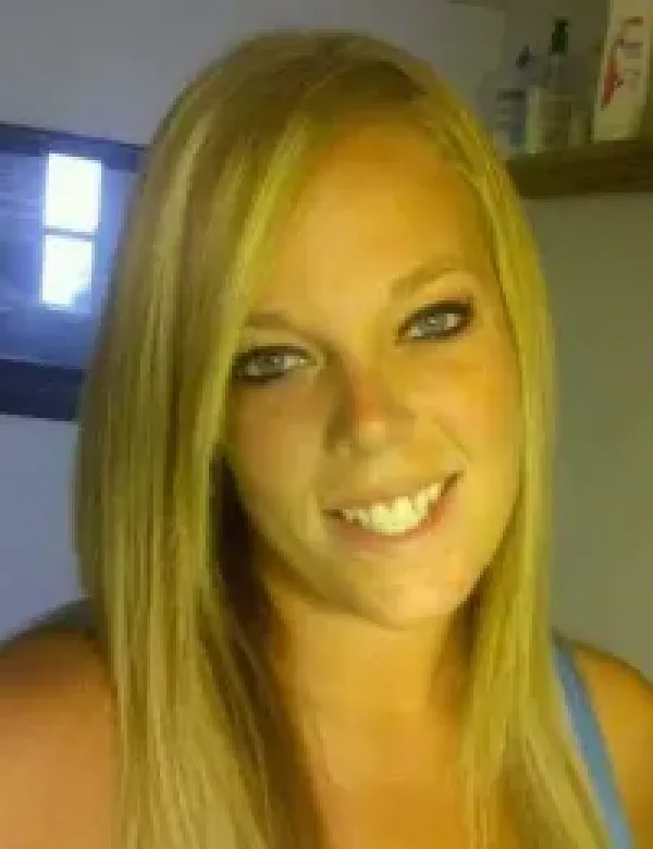 images/PHOTOS/amanda%20lynn%20simpson.webp#joomlaImage://local-images/PHOTOS/amanda lynn simpson.webp?width=200&height=260