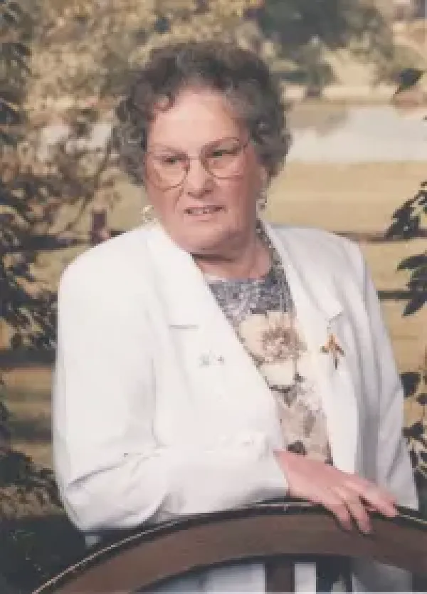 images/PHOTOS/marie%20theresa%20holtz.webp#joomlaImage://local-images/PHOTOS/marie theresa holtz.webp?width=200&height=278