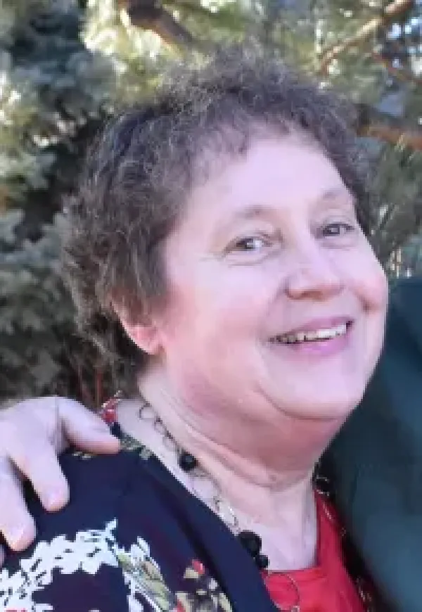 images/PHOTOS/debbie%20lough.webp#joomlaImage://local-images/PHOTOS/debbie lough.webp?width=200&height=290