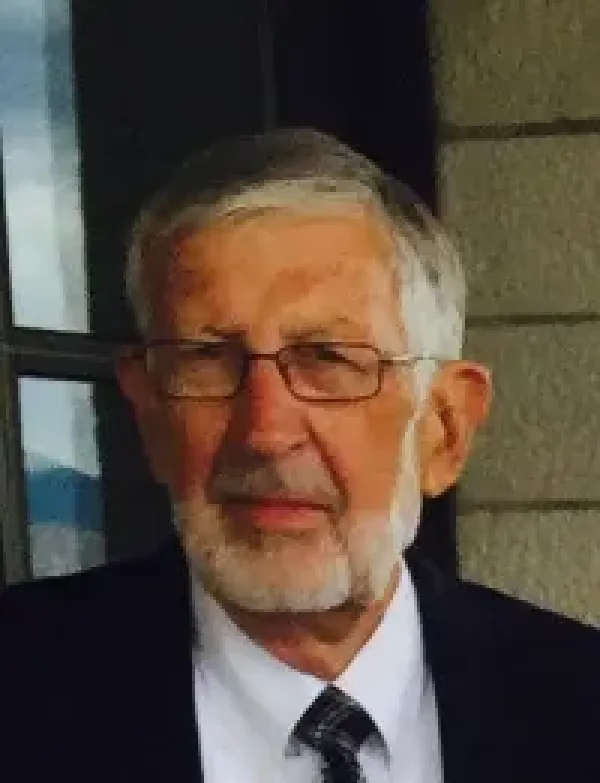 images/PHOTOS/lloyd%20kim%20mcdonald.webp#joomlaImage://local-images/PHOTOS/lloyd kim mcdonald.webp?width=200&height=261