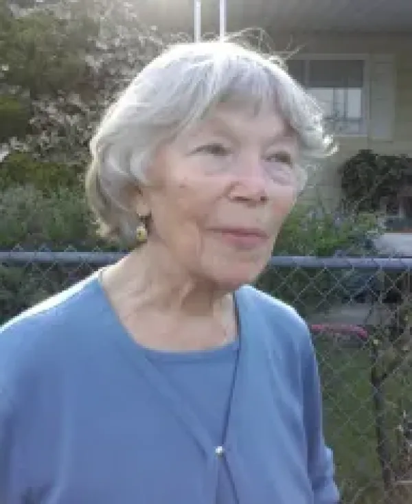 images/PHOTOS/patricia%20green.webp#joomlaImage://local-images/PHOTOS/patricia green.webp?width=193&height=236