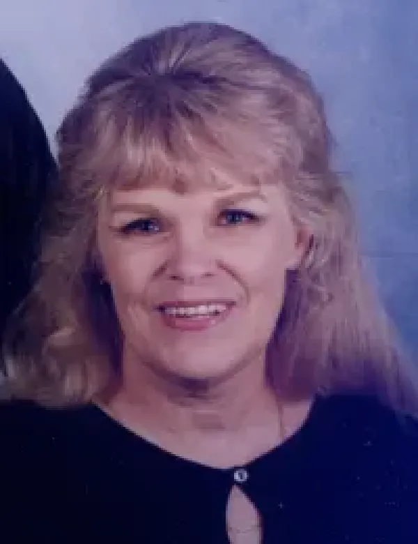 images/PHOTOS/joyce%20white.webp#joomlaImage://local-images/PHOTOS/joyce white.webp?width=200&height=260