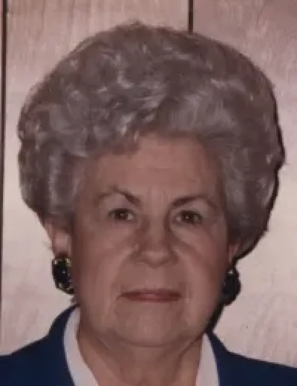 images/PHOTOS/vonda%20rising.webp#joomlaImage://local-images/PHOTOS/vonda rising.webp?width=200&height=260