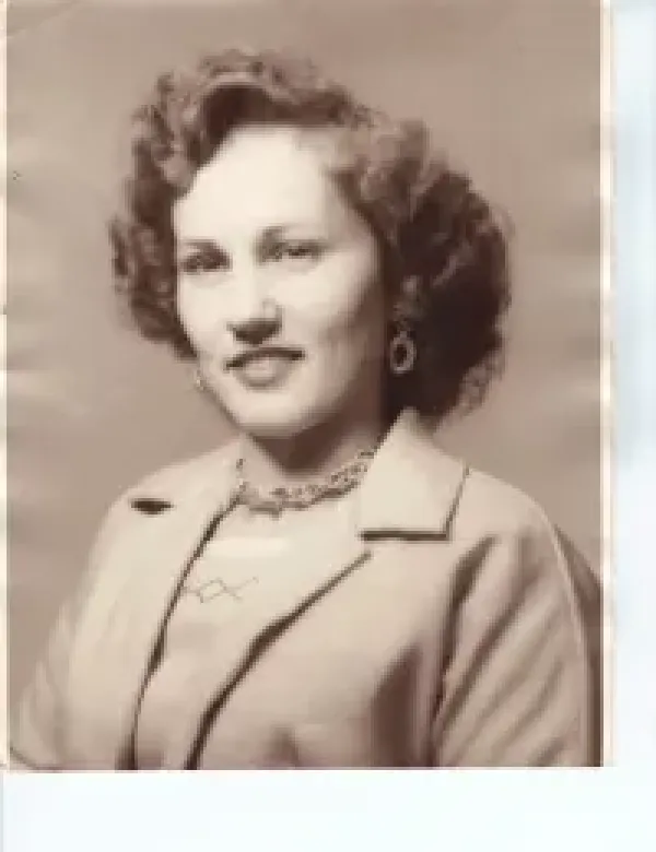 images/PHOTOS/hazel%20verna%20quenzer.webp#joomlaImage://local-images/PHOTOS/hazel verna quenzer.webp?width=200&height=260