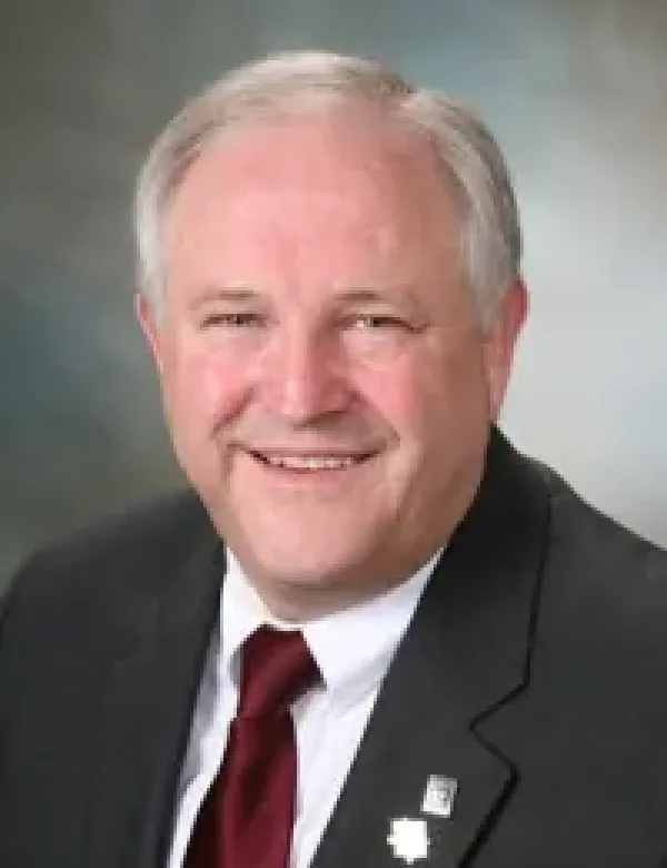 images/PHOTOS/dwain%20ed%20byington.webp#joomlaImage://local-images/PHOTOS/dwain ed byington.webp?width=200&height=260