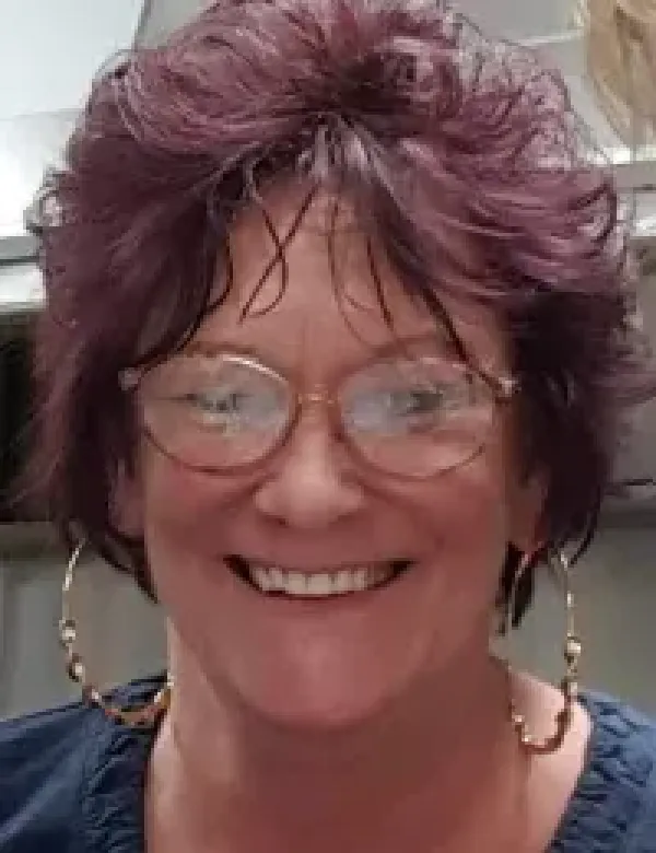 images/PHOTOS/candy%20lynne%20bennett.webp#joomlaImage://local-images/PHOTOS/candy lynne bennett.webp?width=200&height=260