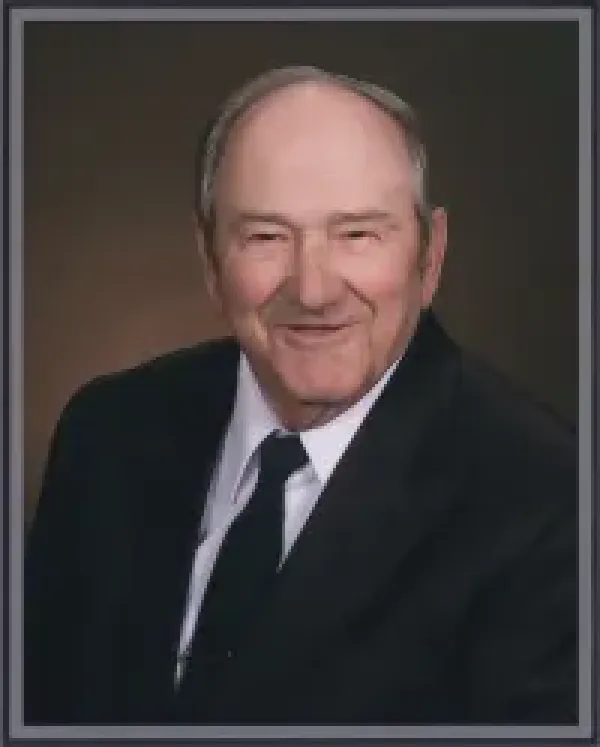 images/PHOTOS/ray%20hunter.webp#joomlaImage://local-images/PHOTOS/ray hunter.webp?width=200&height=249