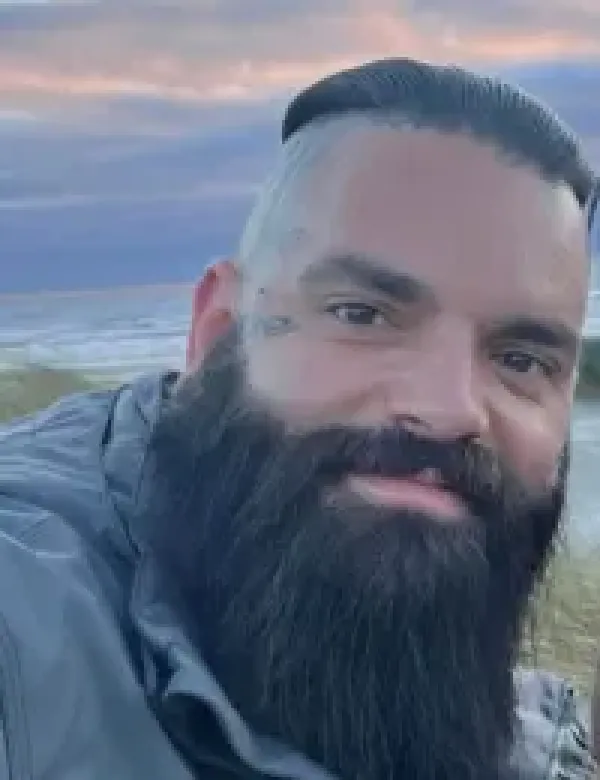 images/PHOTOS/dereck%20lee%20bullers.webp#joomlaImage://local-images/PHOTOS/dereck lee bullers.webp?width=200&height=260