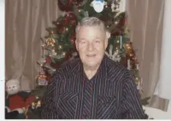 images/PHOTOS/dennis%20sievers.webp#joomlaImage://local-images/PHOTOS/dennis sievers.webp?width=200&height=142