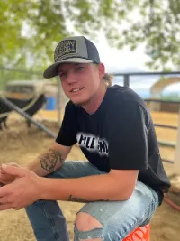 images/PHOTOS/evan%20chase.webp#joomlaImage://local-images/PHOTOS/evan chase.webp?width=200&height=267