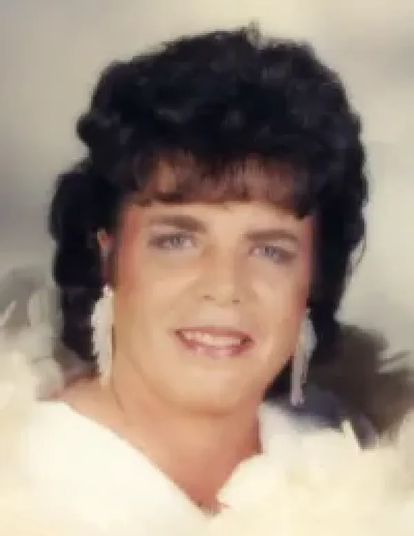 images/PHOTOS/lavina%20lynn%20burnett.webp#joomlaImage://local-images/PHOTOS/lavina lynn burnett.webp?width=200&height=259